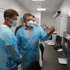 Олег Кожемяко проинспектировал работу Хасанской больницы